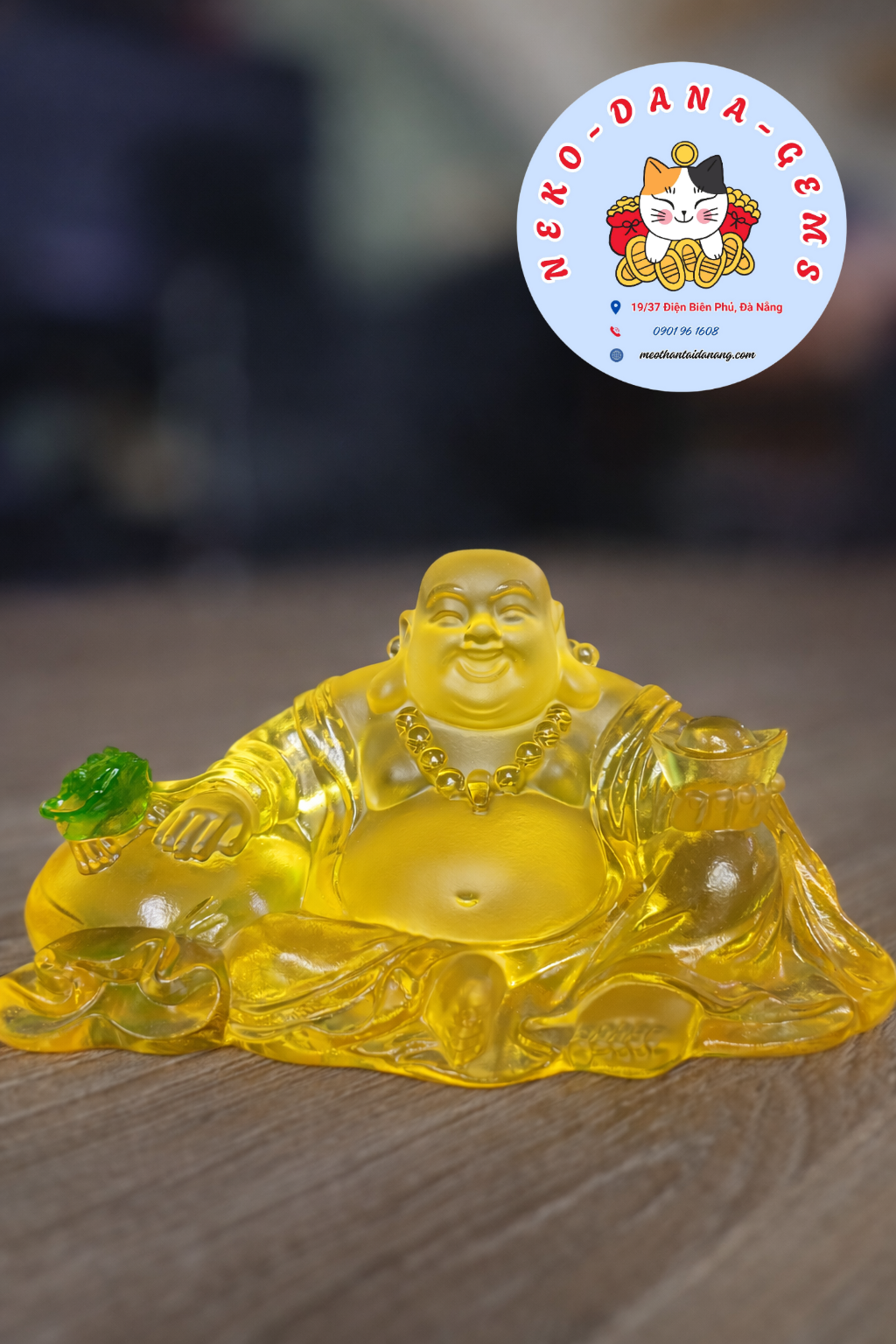 Tượng Phật Di Lặc đá lưu ly tay cầm thỏi vàng và thiềm thừ để ô tô